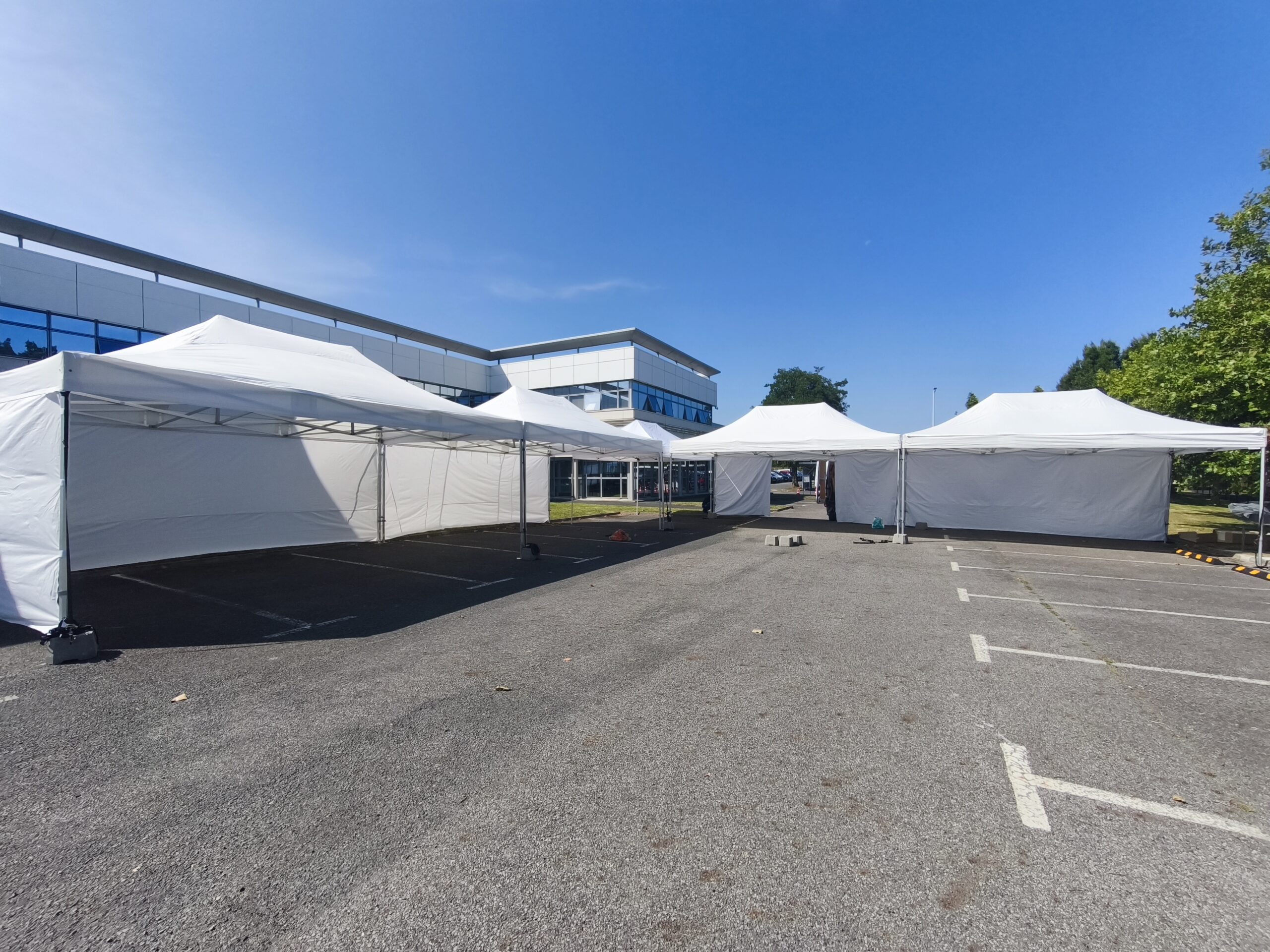 Tente 6x12m assemblage de 3 tentes 6x4m – Image 25